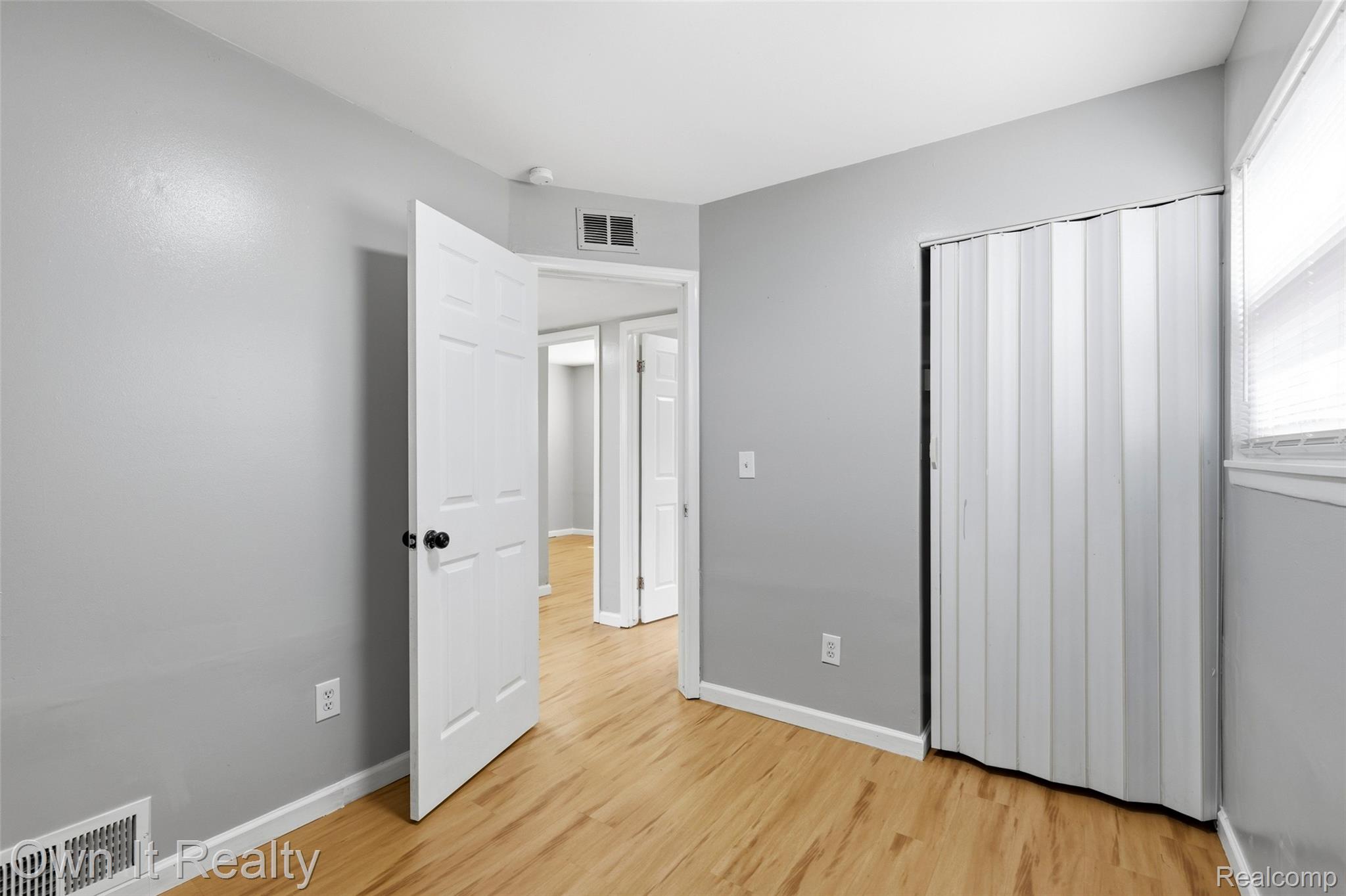 8082 Robert Street Property Photo 18