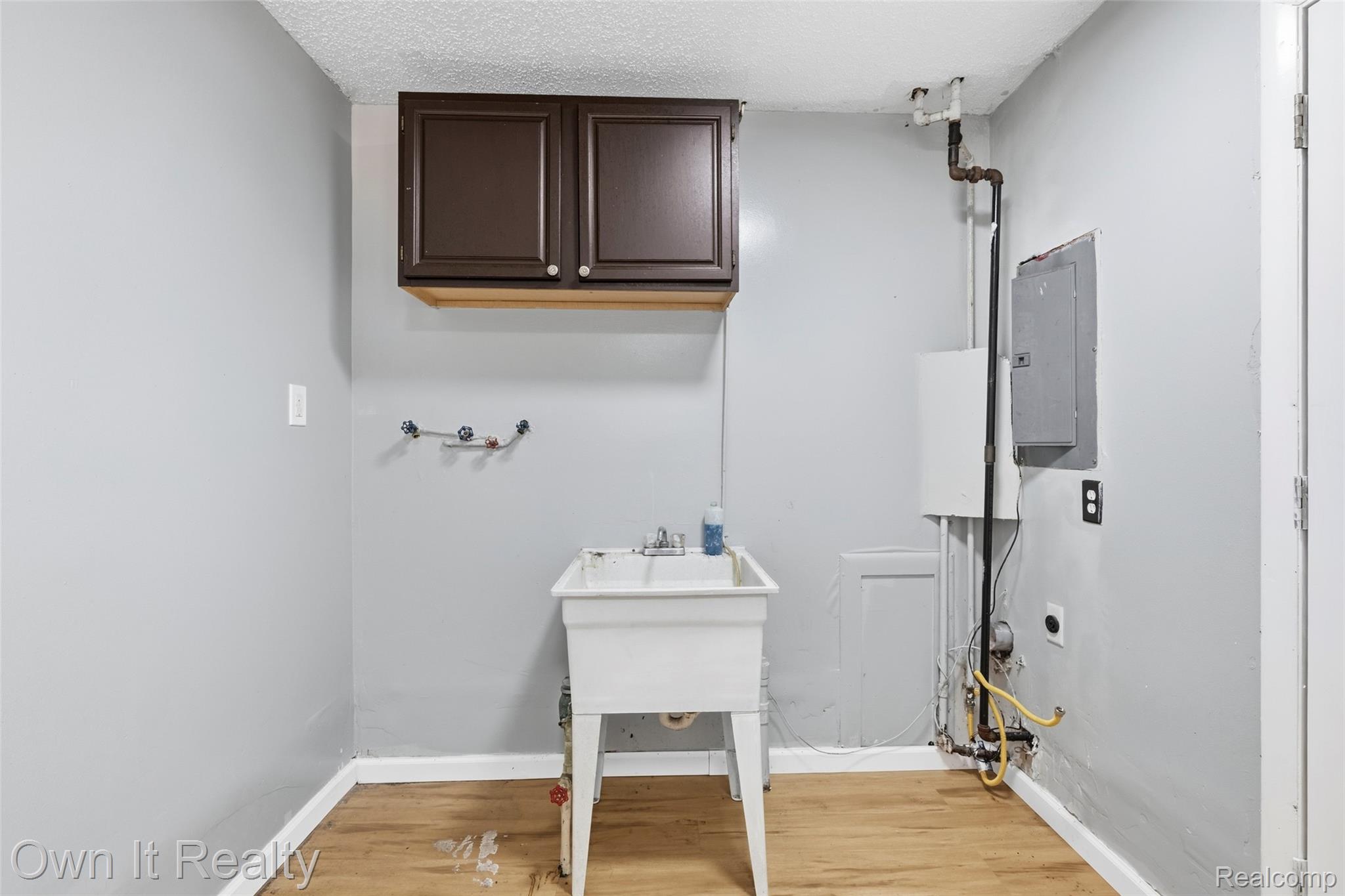 8082 Robert Street Property Photo 19
