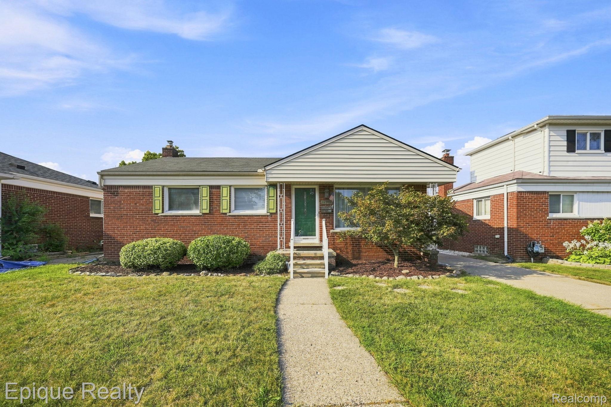 32980 Rosslyn Avenue Property Photo 1