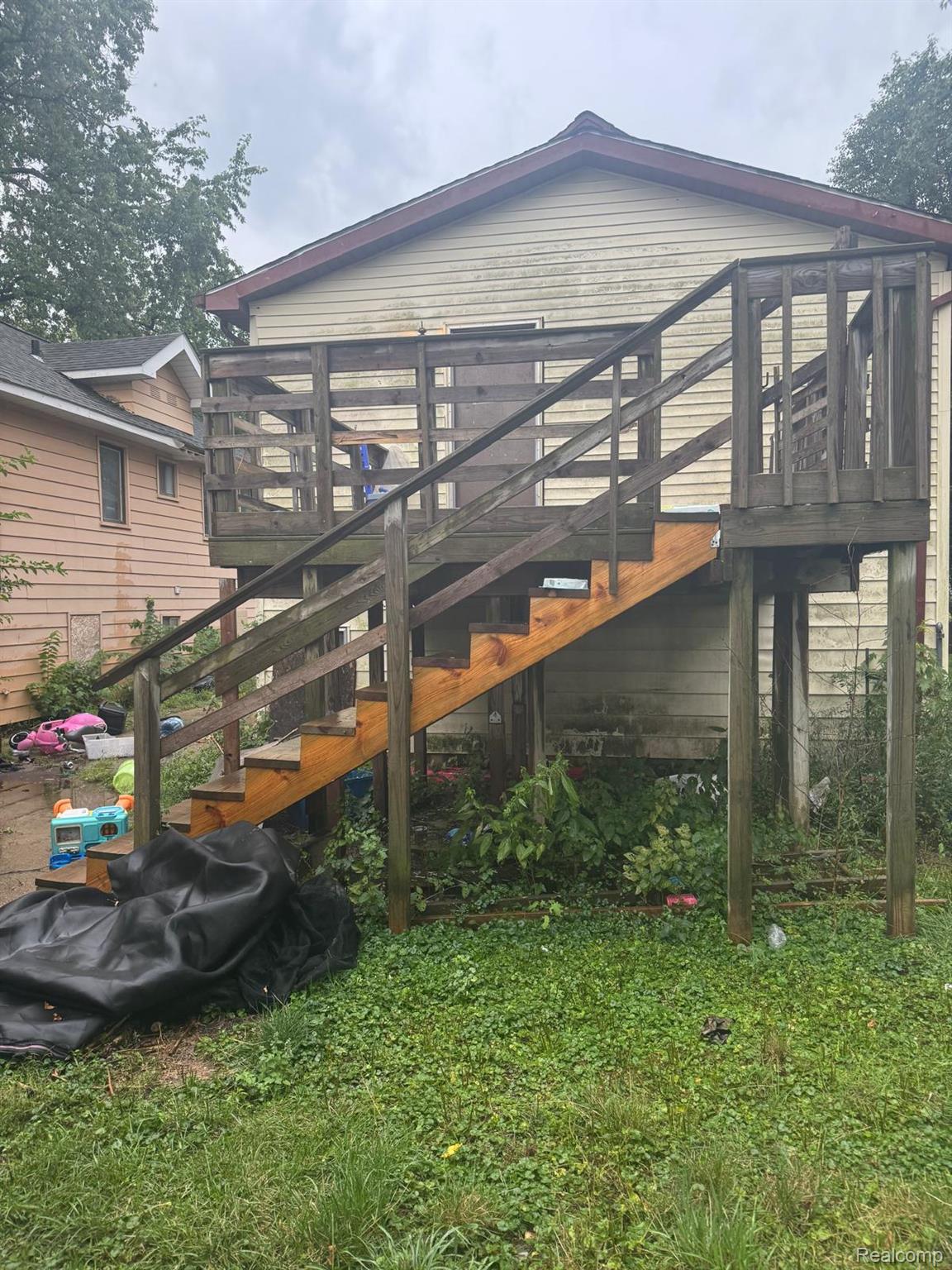 730 Barrie Avenue Property Photo 6