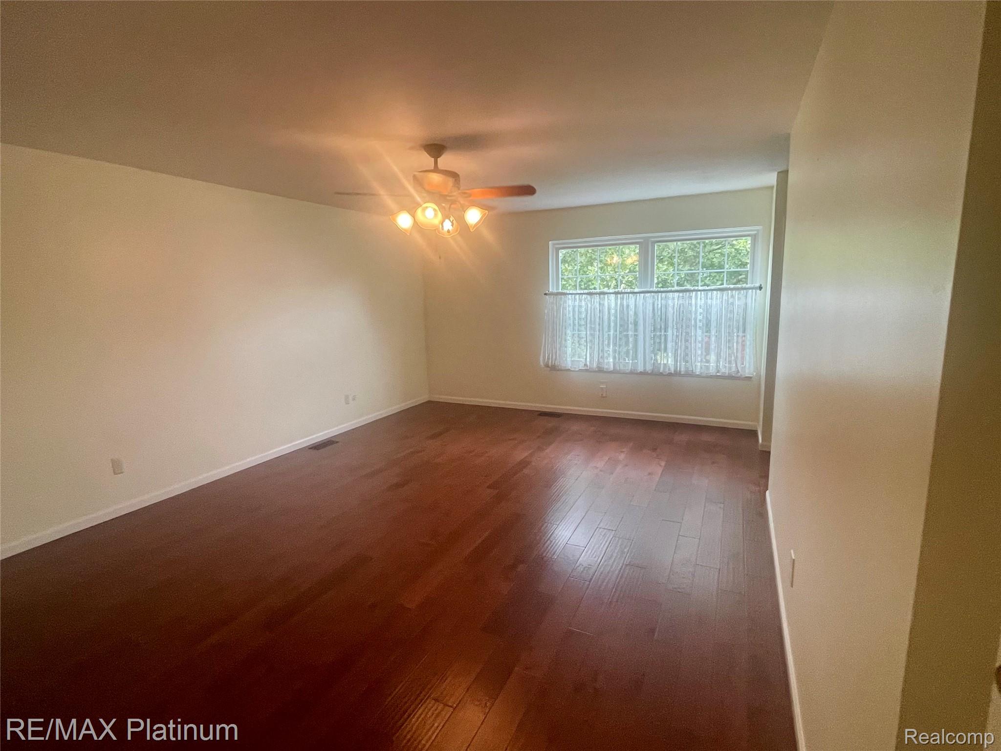 2612 E Williamsburg Circle Property Photo 24