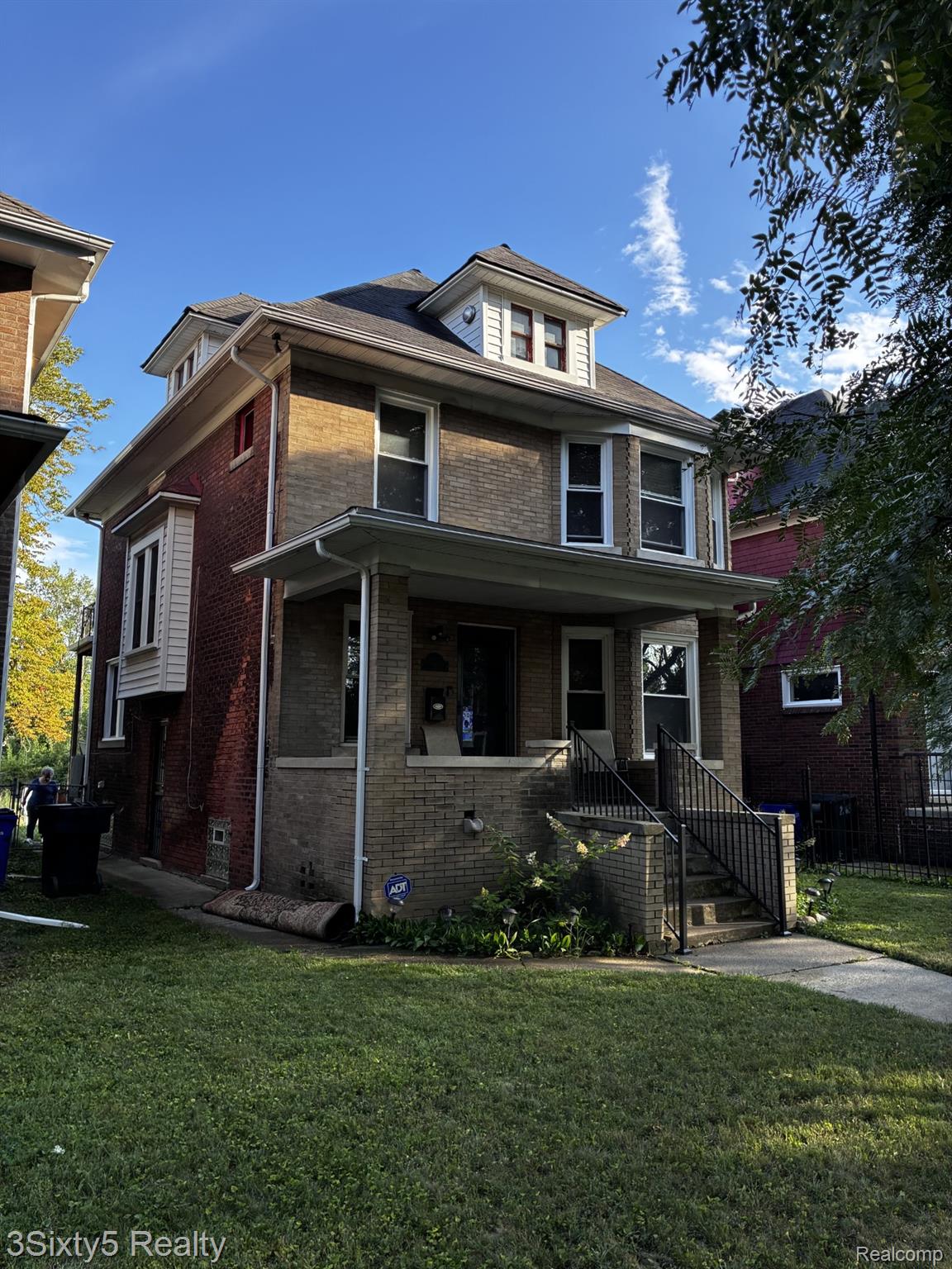 2255 Lamothe Street Property Photo 1