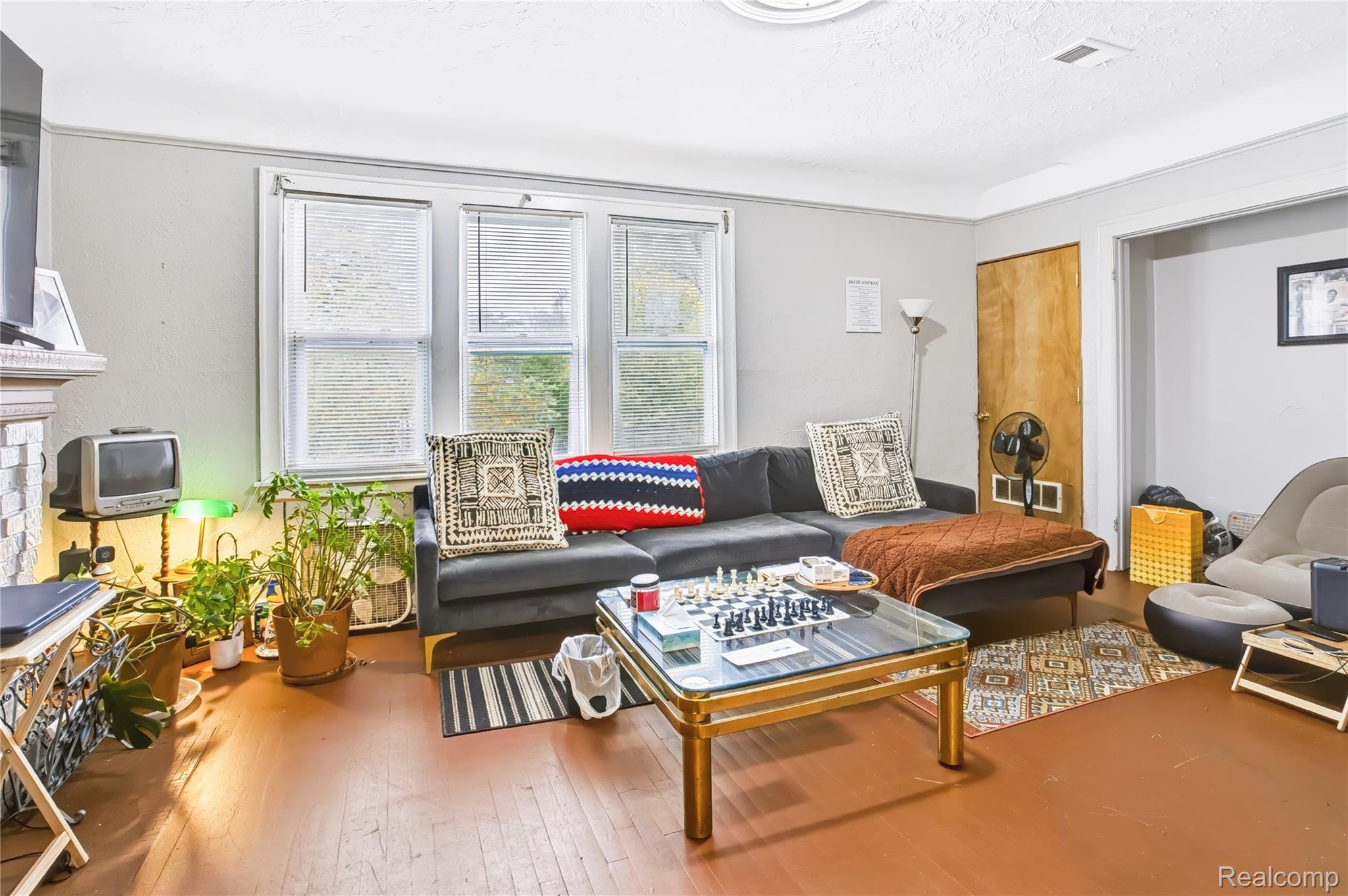 14828 Sussex Street Property Photo 11