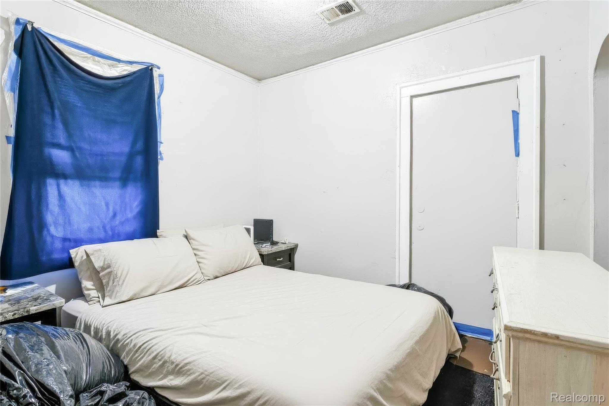 14828 Sussex Street Property Photo 23