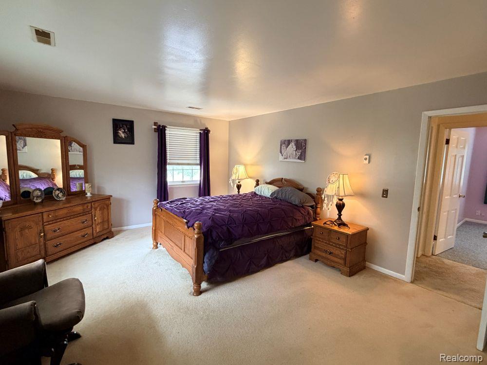 5881 Rowland Pine Court Property Photo 13