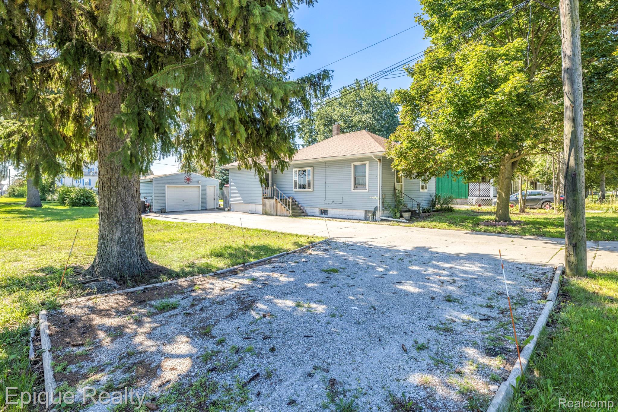 403 Gratiot Boulevard Property Photo 2