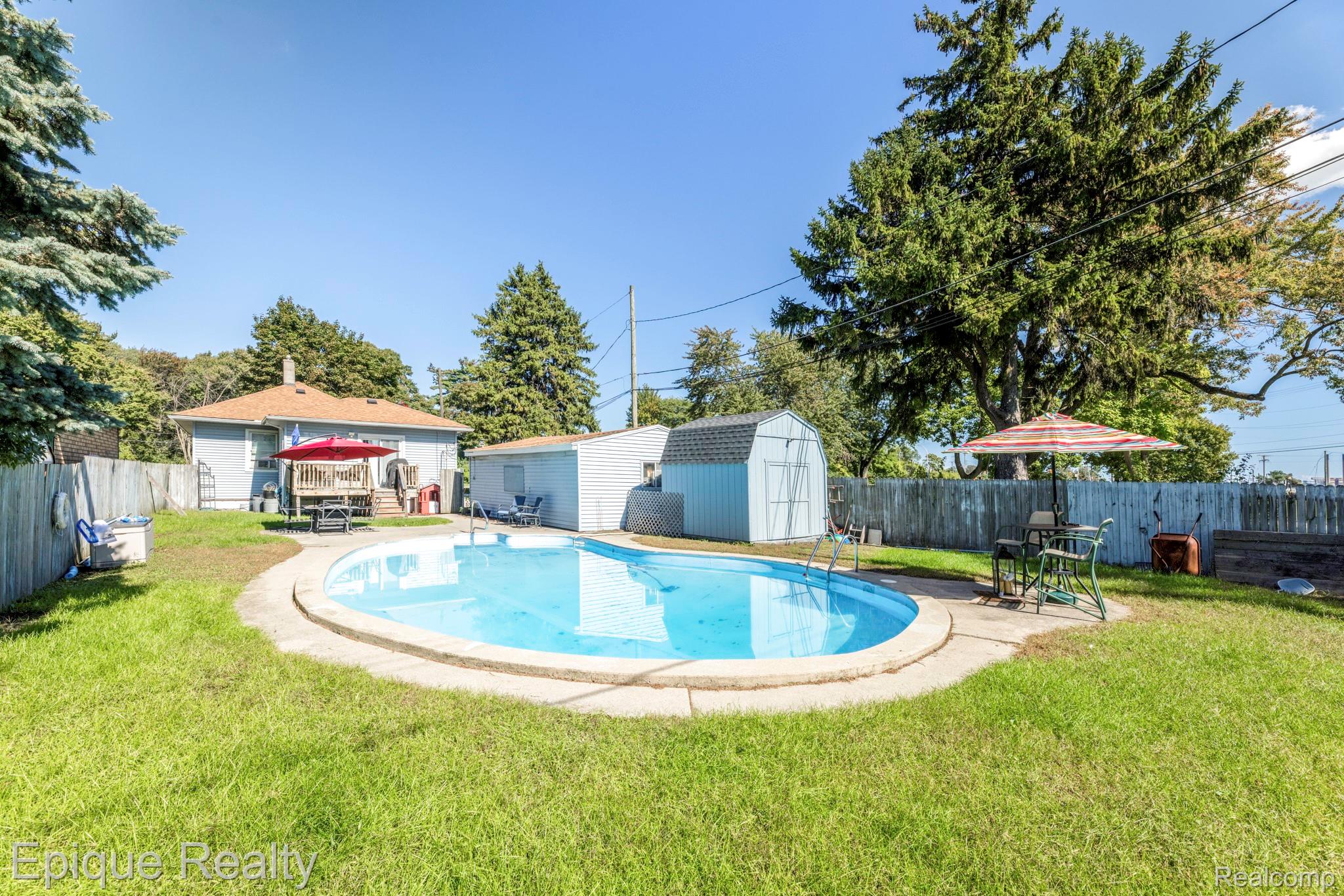 403 Gratiot Boulevard Property Photo 6