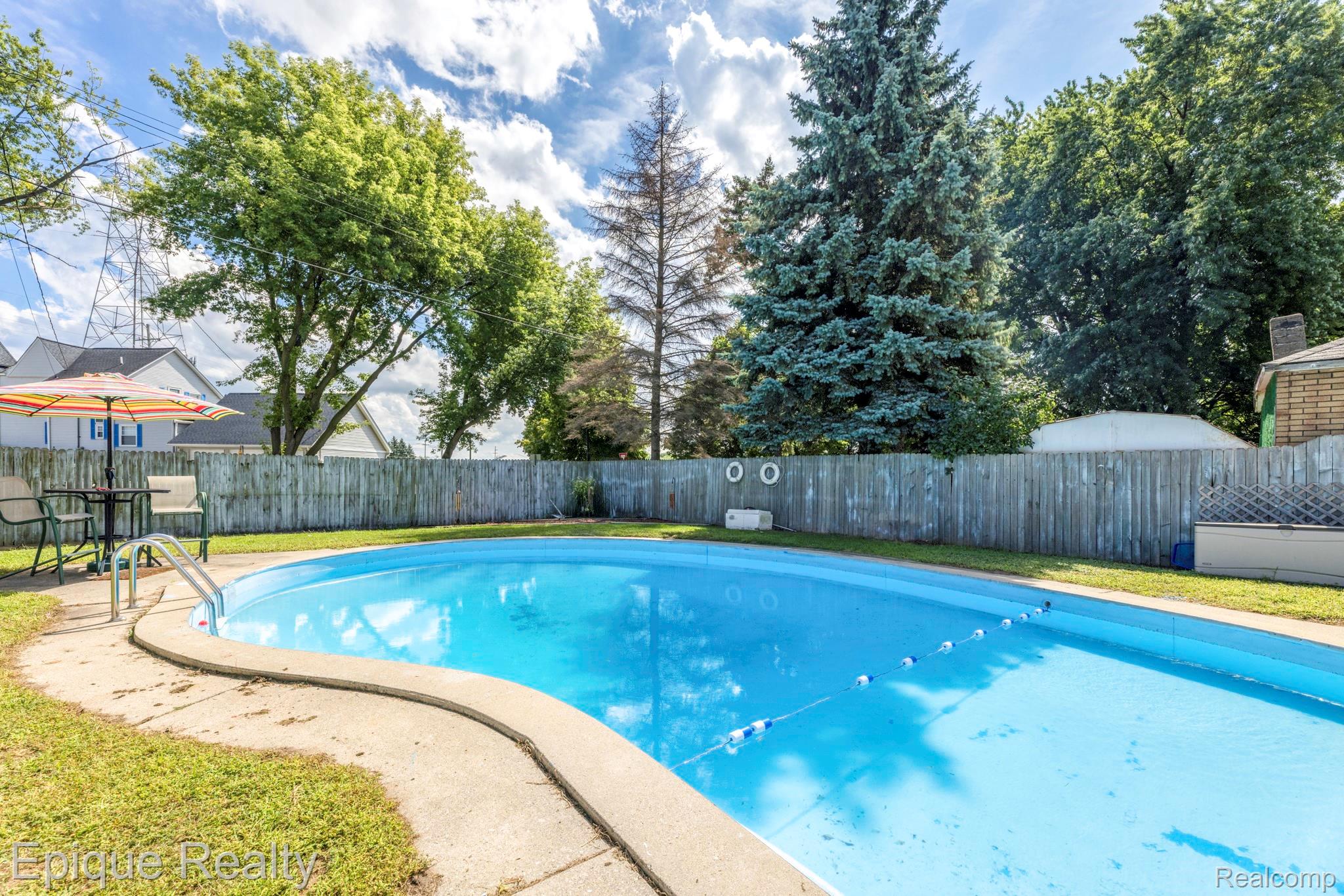 403 Gratiot Boulevard Property Photo 17