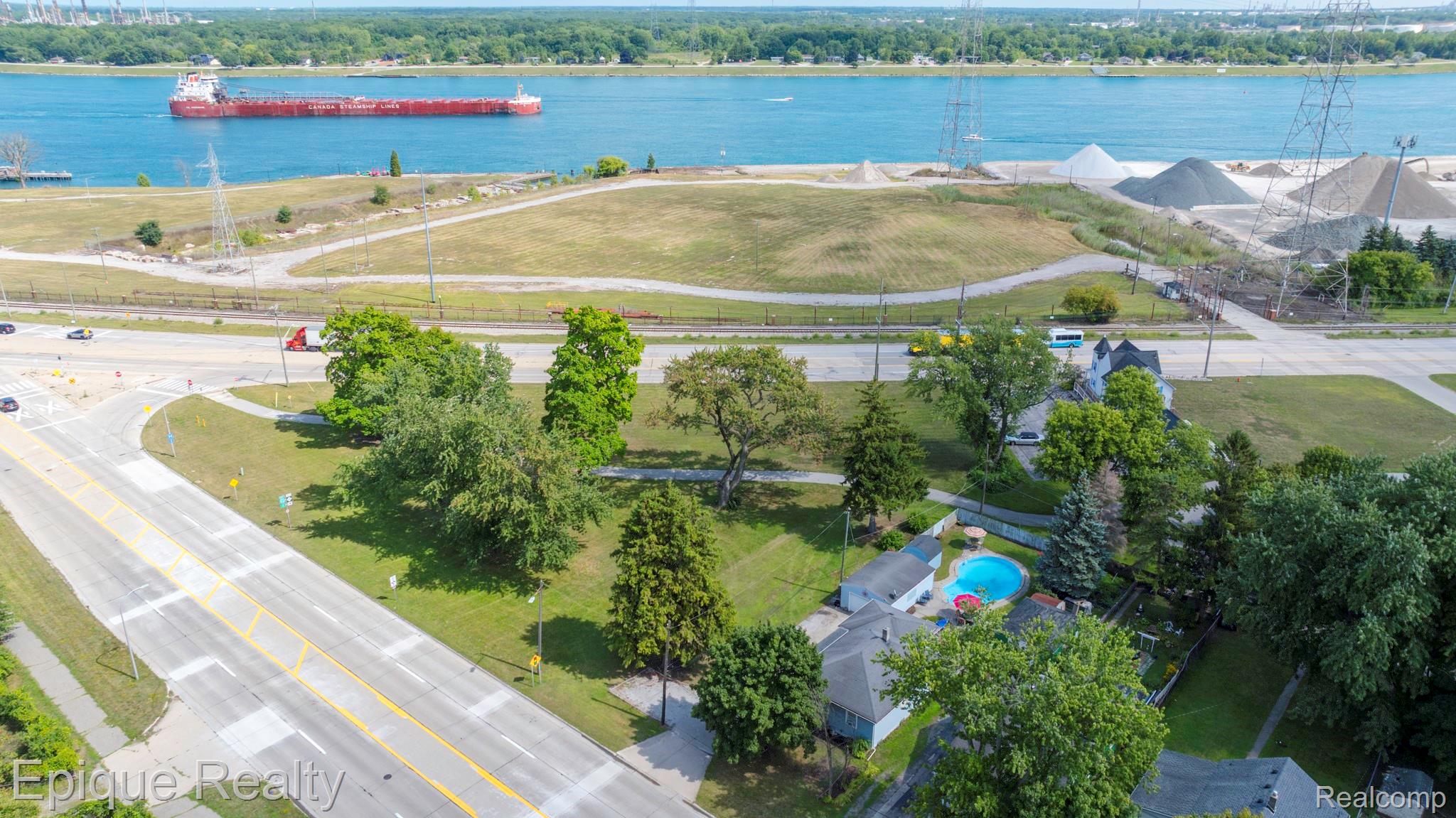 403 Gratiot Boulevard Property Photo 56