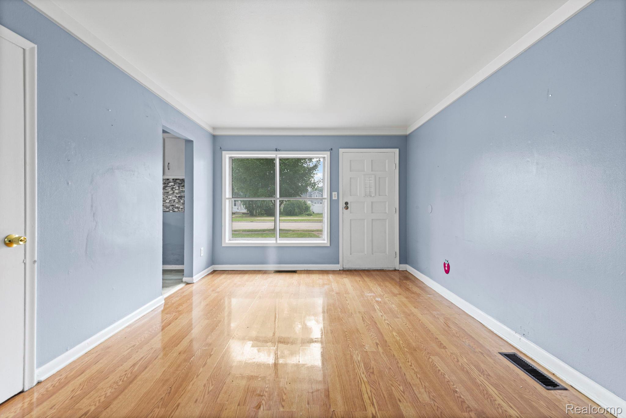 14466 Irene Street Property Photo 6
