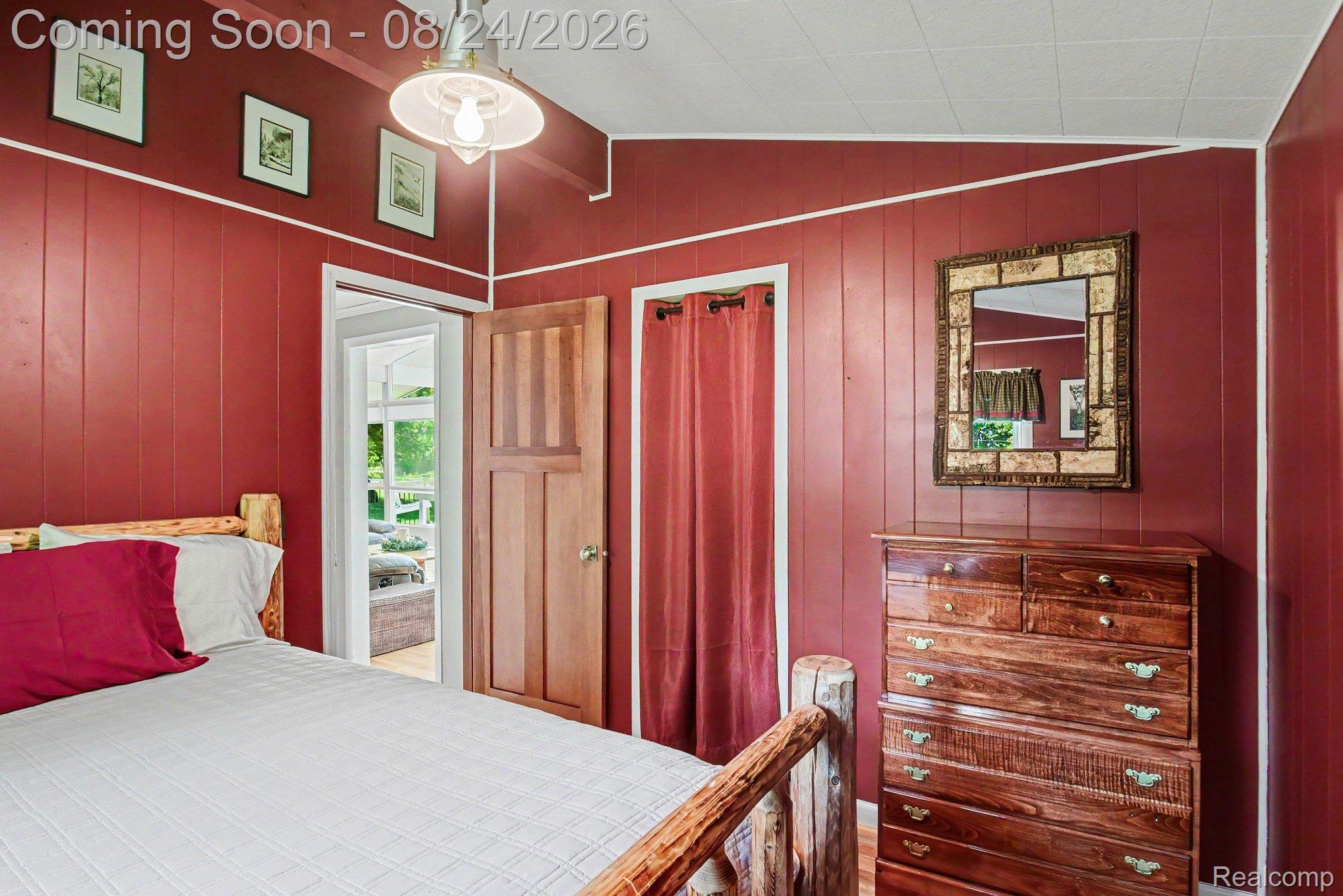 9647 Shore Drive Property Photo 15