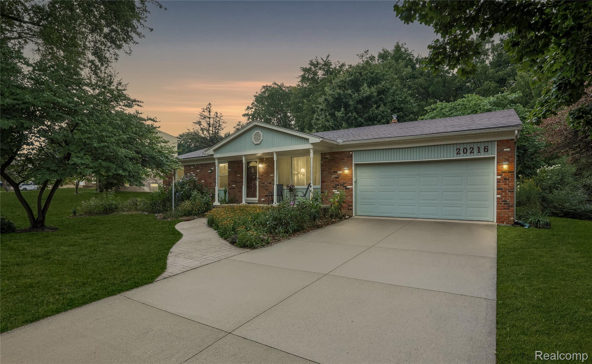 20216 Rippling Lane Property Photo 1