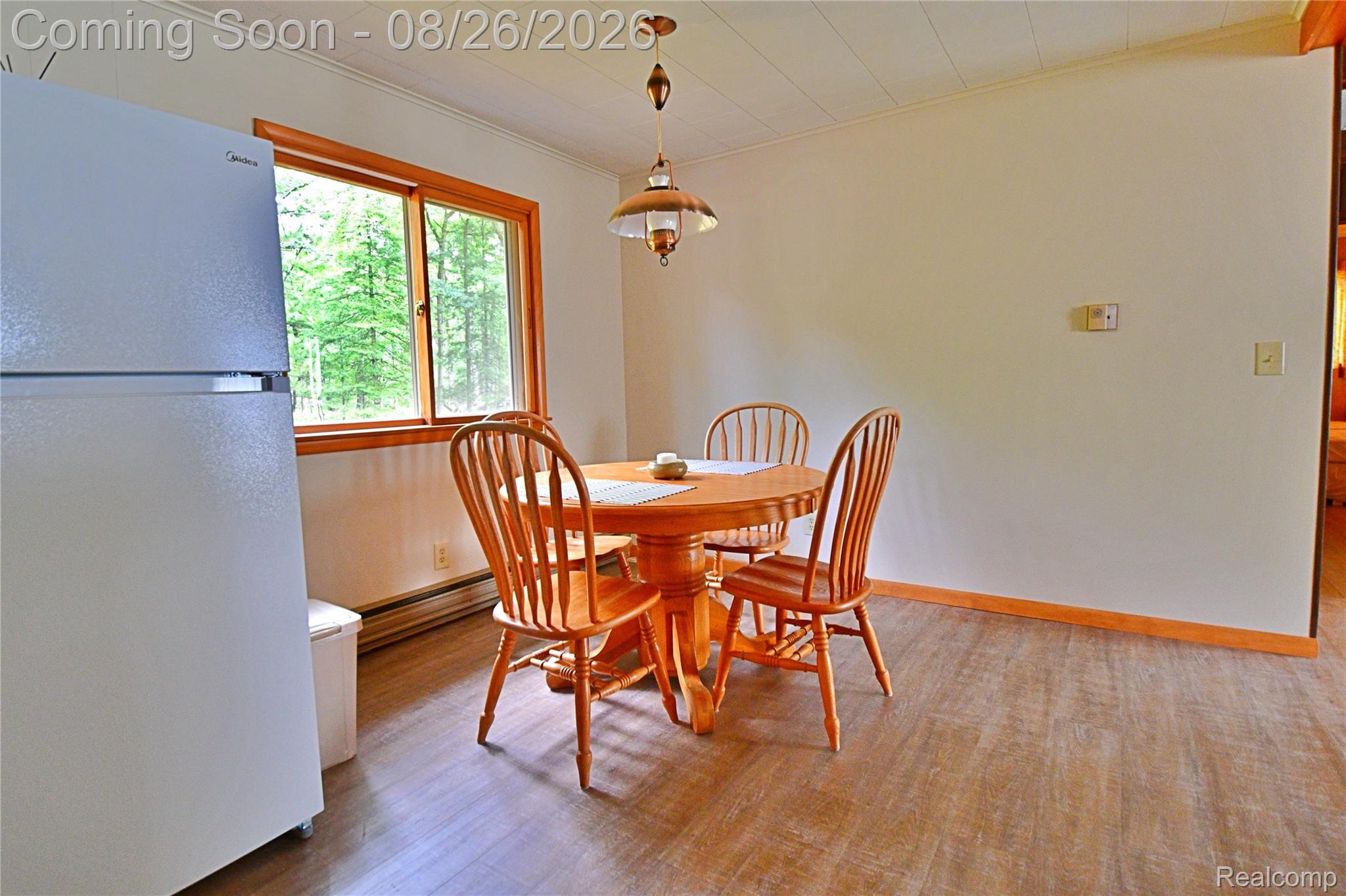 1064 Leeward Lane Property Photo 7