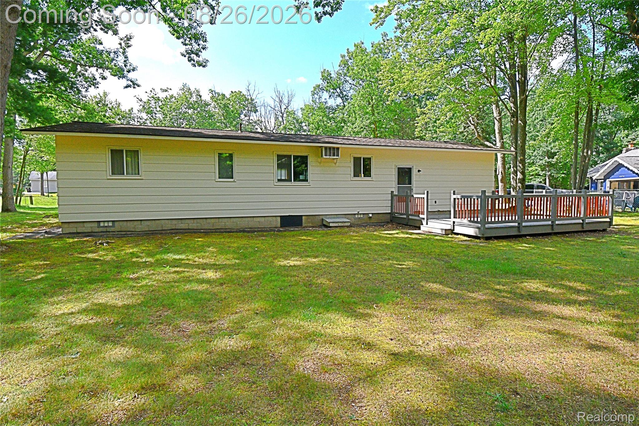 1064 Leeward Lane Property Photo 17
