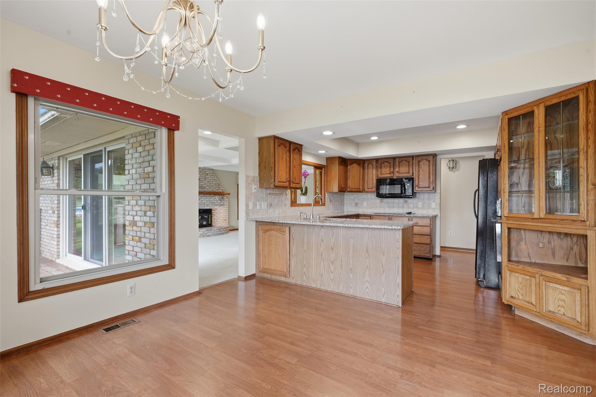 152 Overlake Property Photo 19