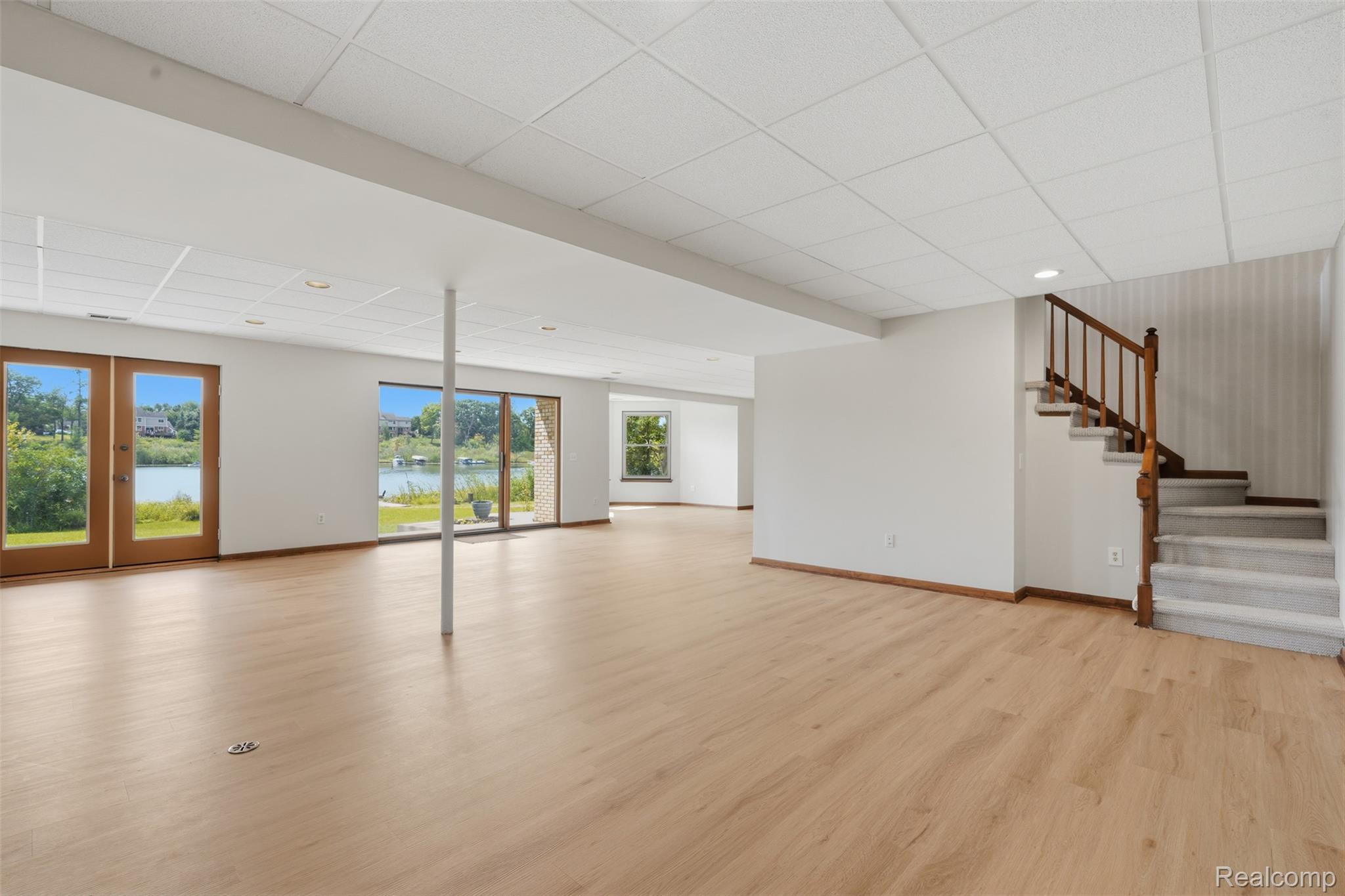 152 Overlake Property Photo 38