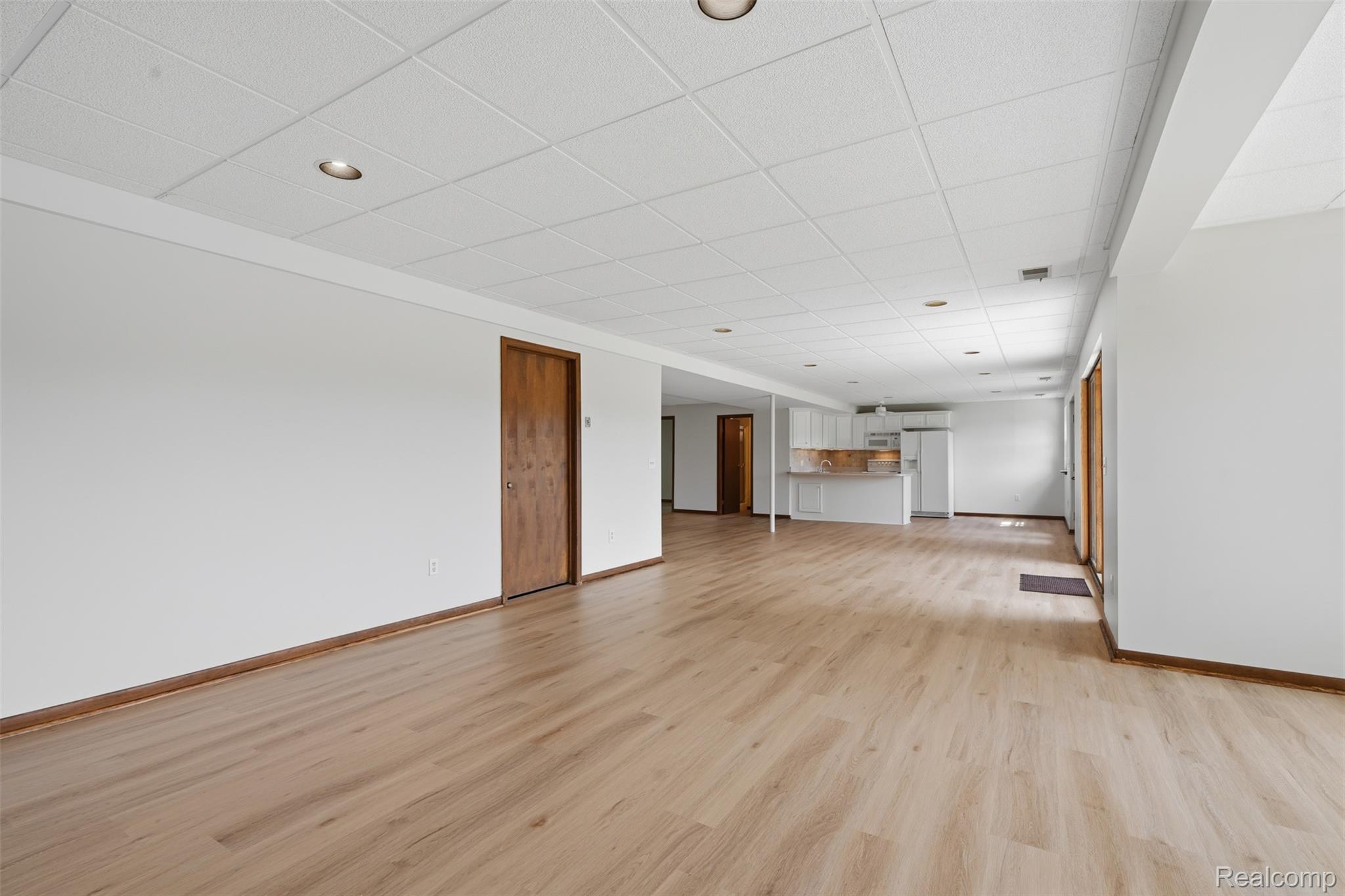 152 Overlake Property Photo 40