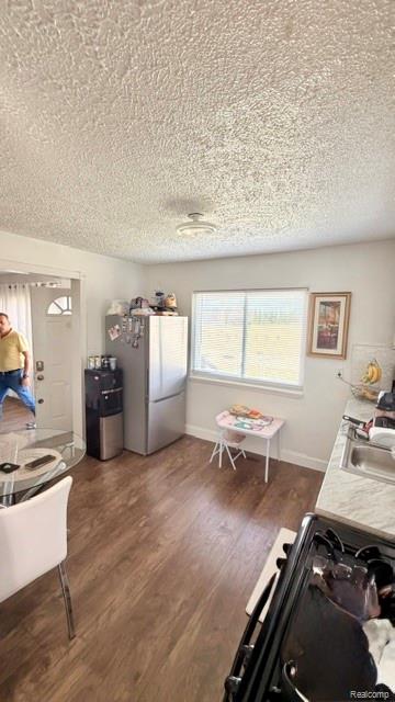 1329 Neubert Avenue Property Photo 6
