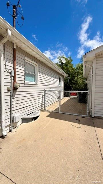 1329 Neubert Avenue Property Photo 17