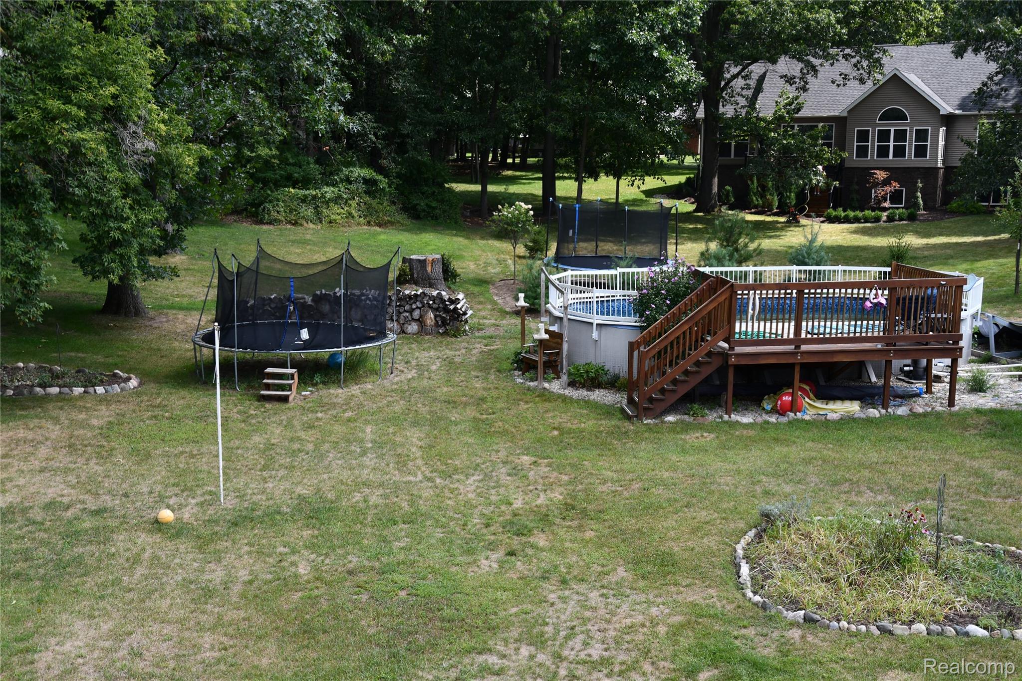 9039 Peer Road Property Photo 14