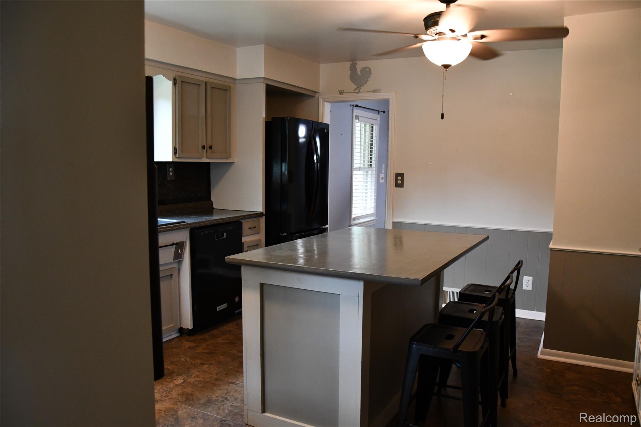 9039 Peer Road Property Photo 32