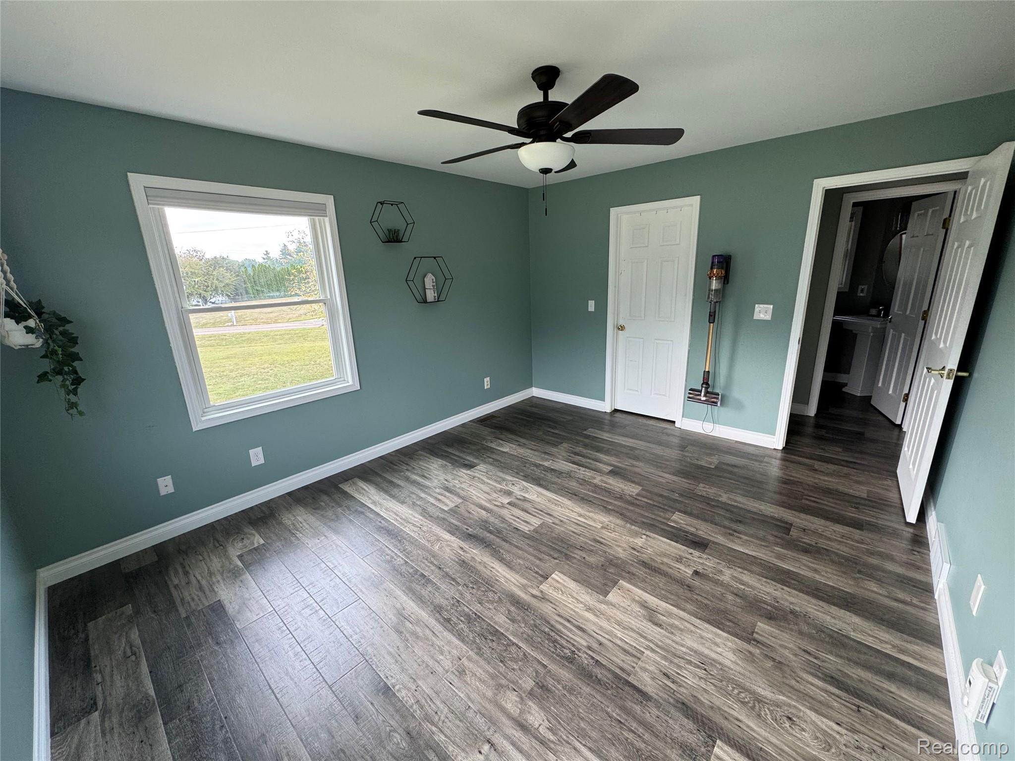 1712 Peppermill Road Property Photo 15