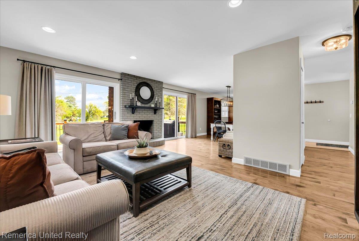 3687 Van Amberg Road Property Photo 3