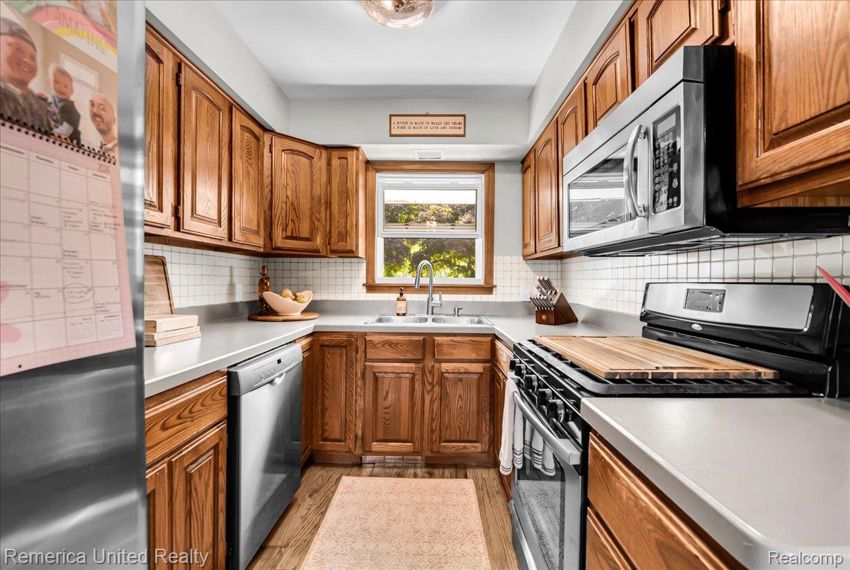 3687 Van Amberg Road Property Photo 9
