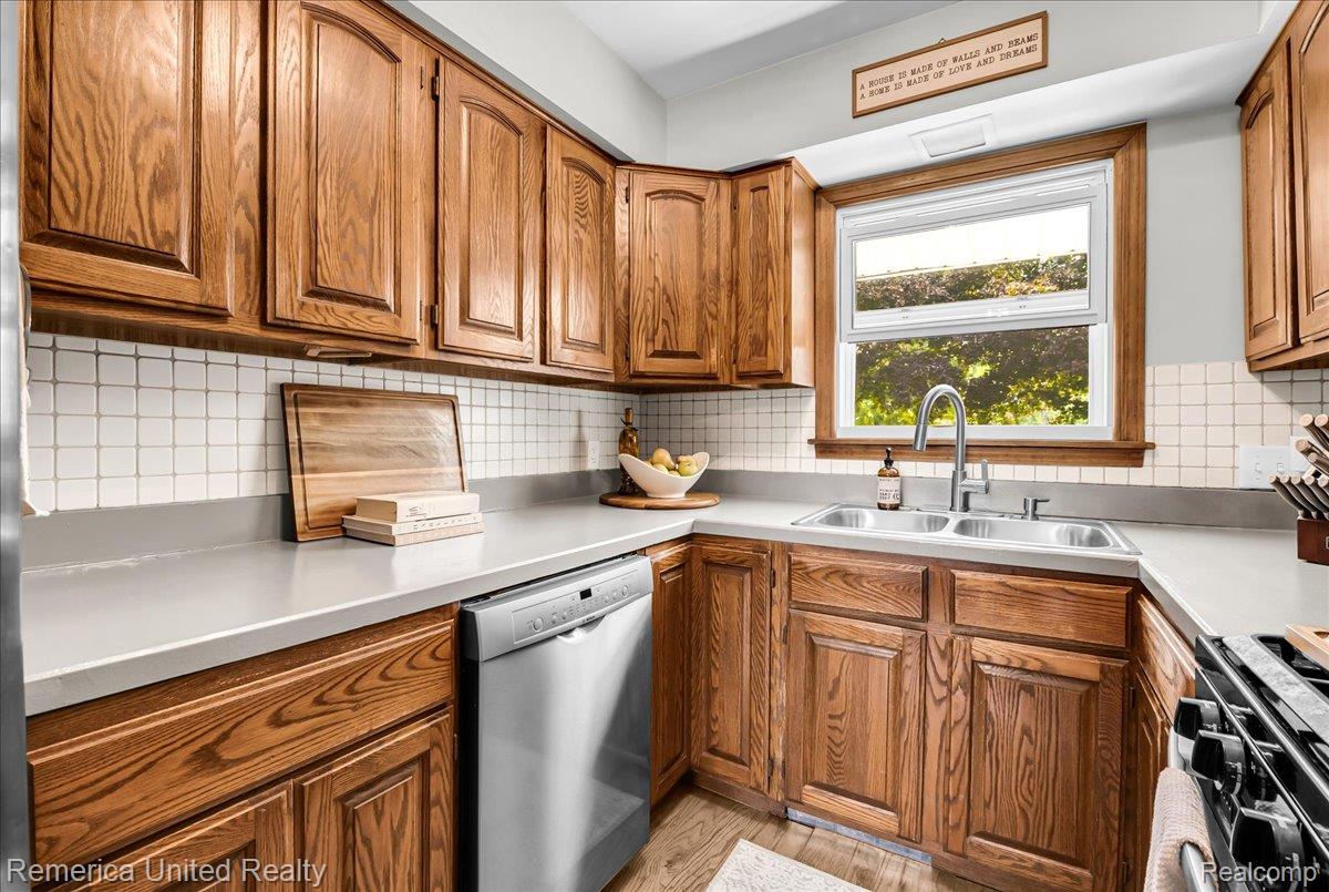 3687 Van Amberg Road Property Photo 11