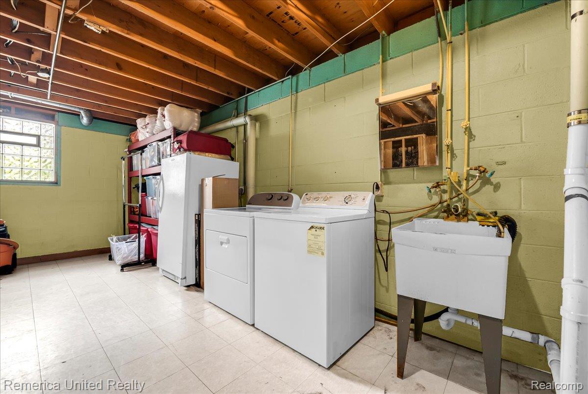3687 Van Amberg Road Property Photo 32