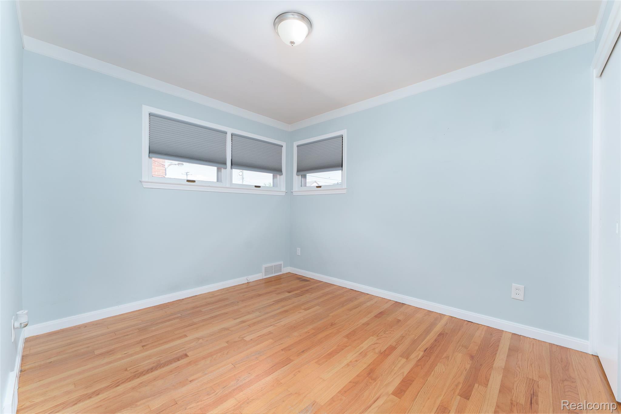 20871 Beaufait Street Property Photo 16