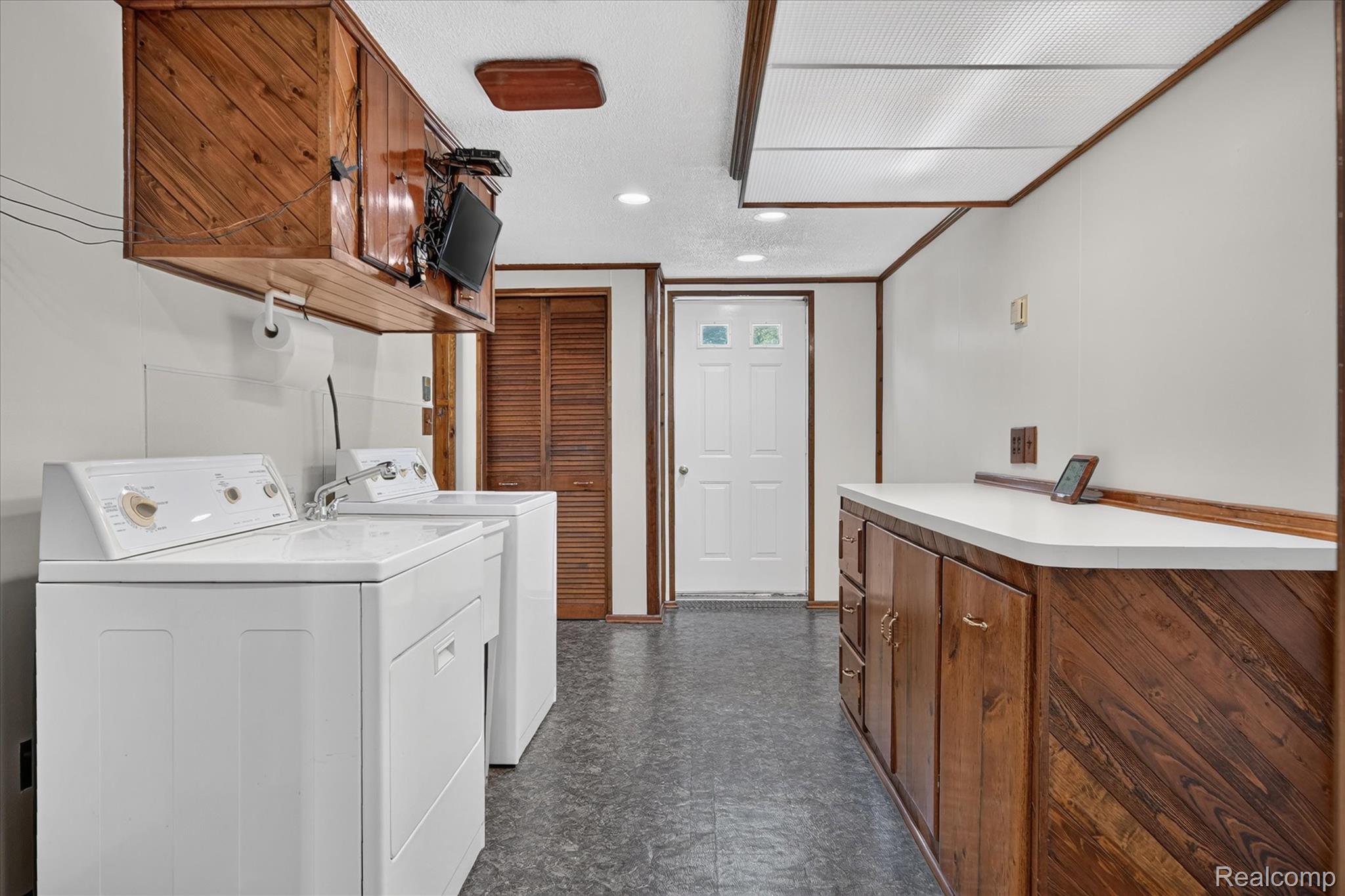 11175 Elmview Street Property Photo 60