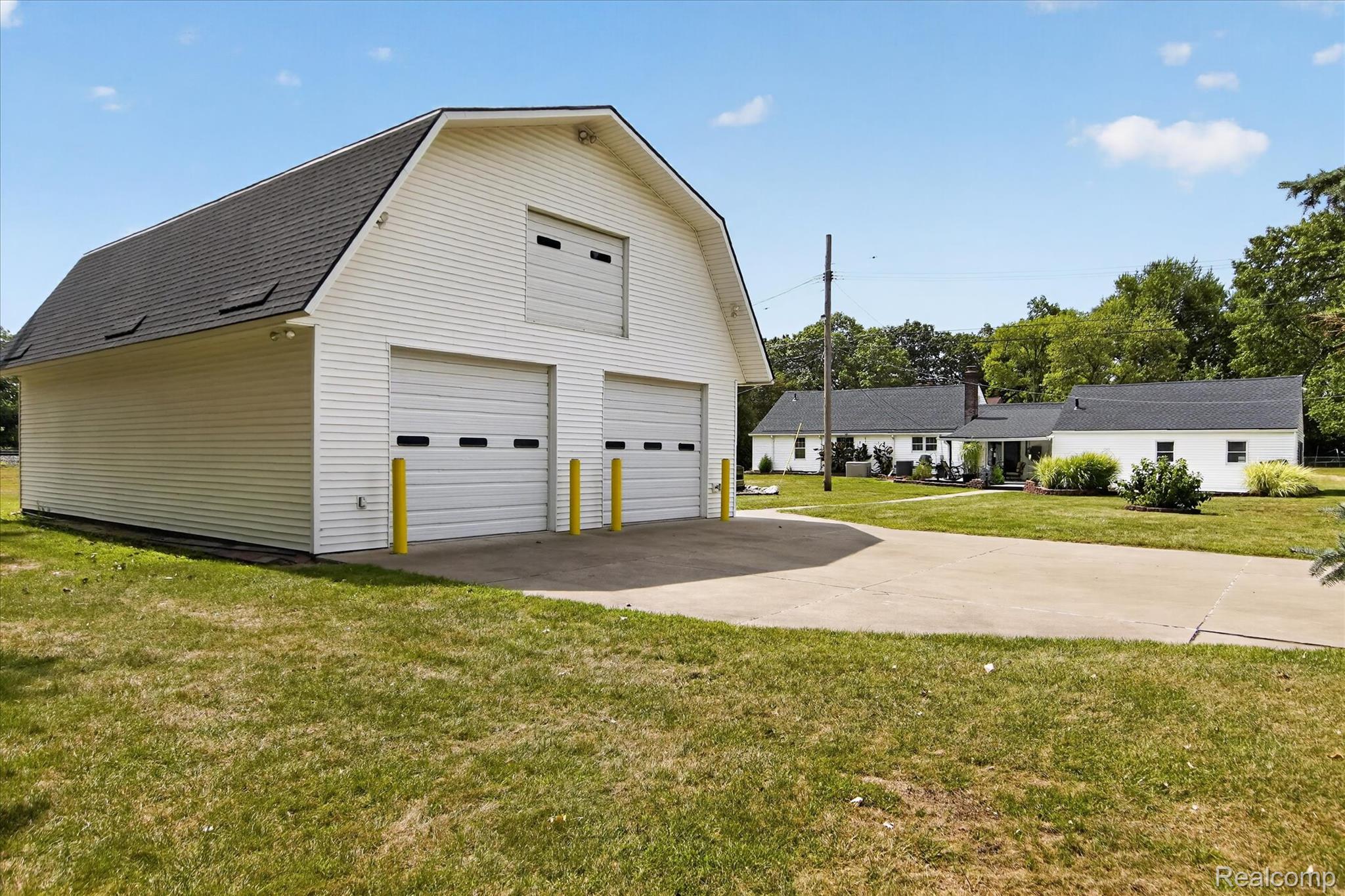 11175 Elmview Street Property Photo 98