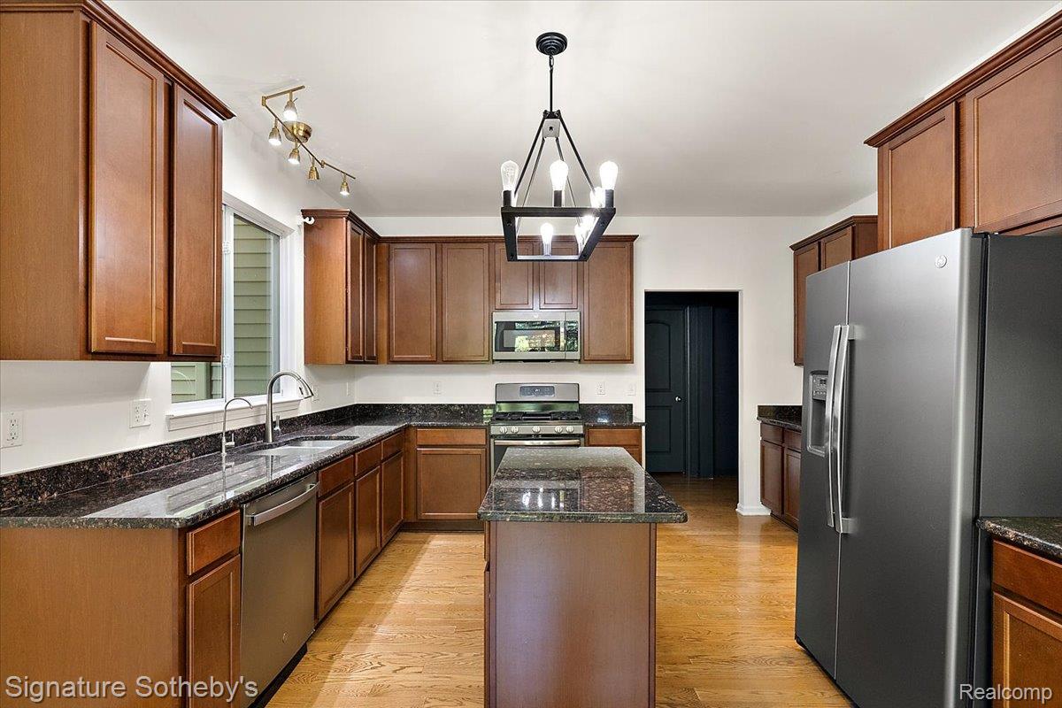 871 Wynstone Circle Property Photo 16