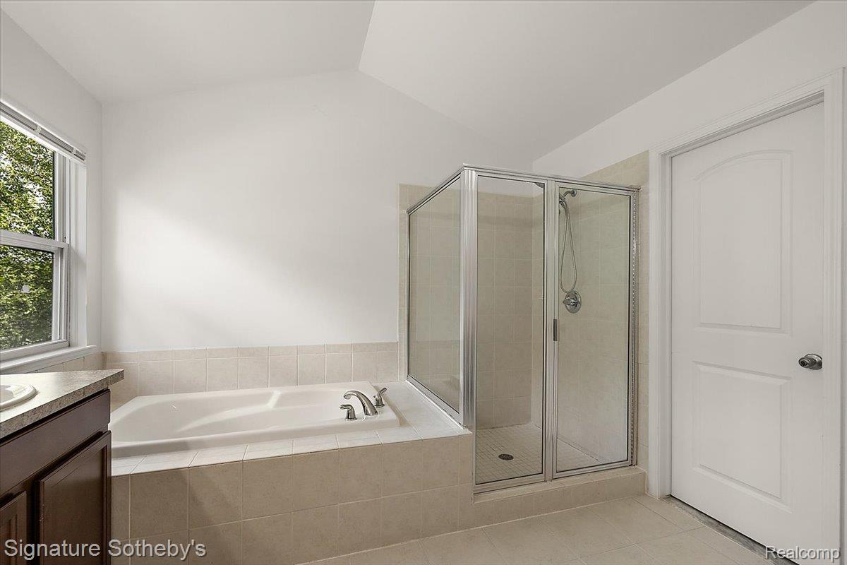 871 Wynstone Circle Property Photo 27