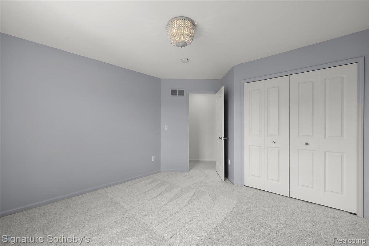 871 Wynstone Circle Property Photo 32