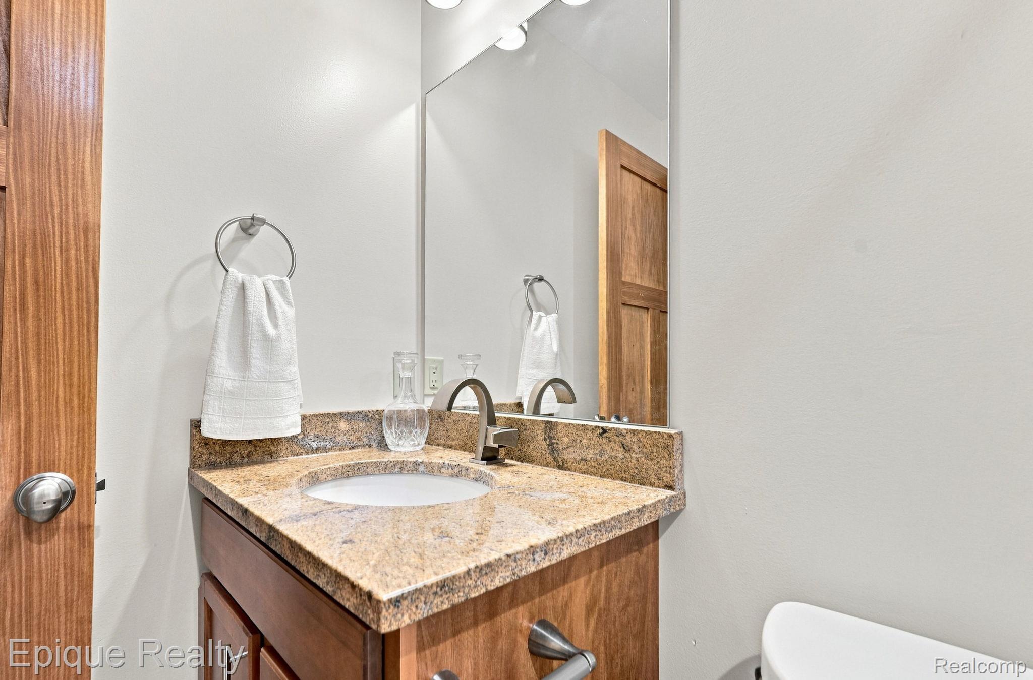 1420 Yosemite Boulevard Property Photo 33