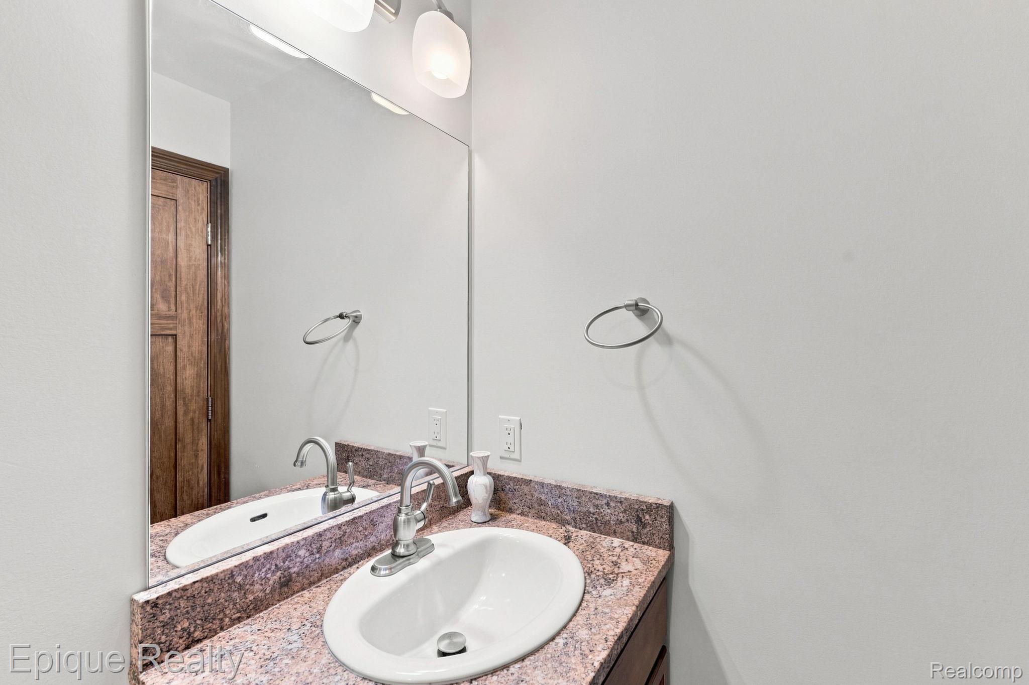 1420 Yosemite Boulevard Property Photo 36