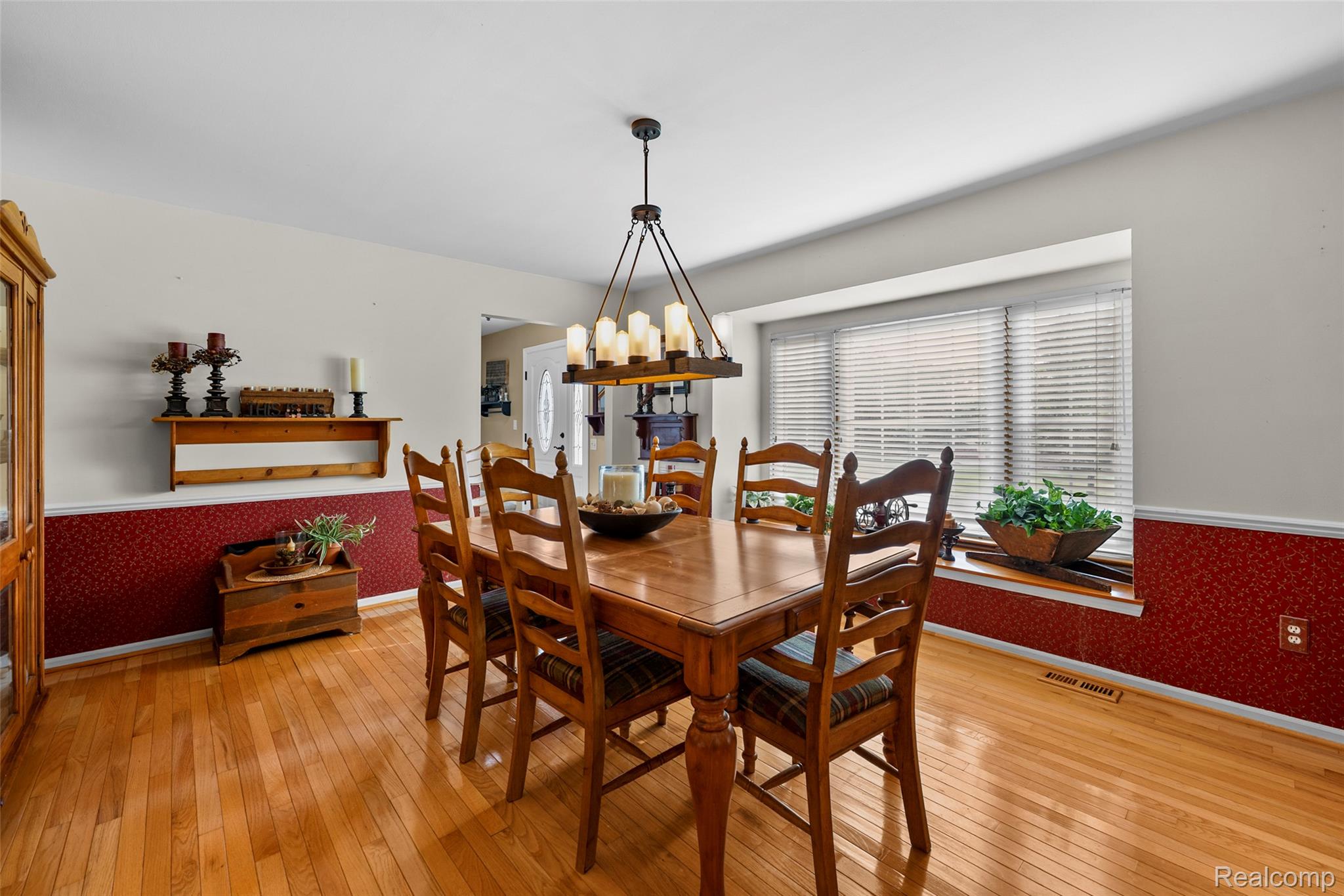 795 Vivian Lane Property Photo 19