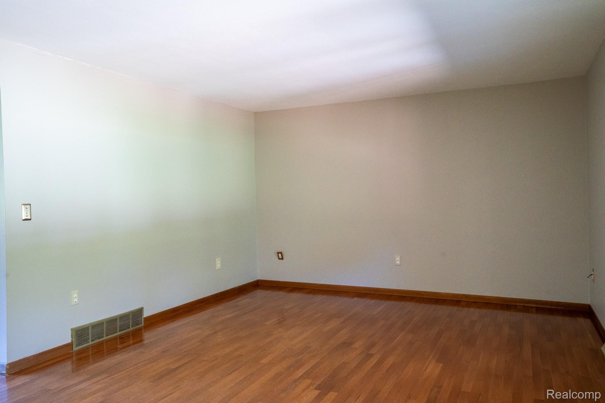 12900 Maxwell Road Property Photo 26