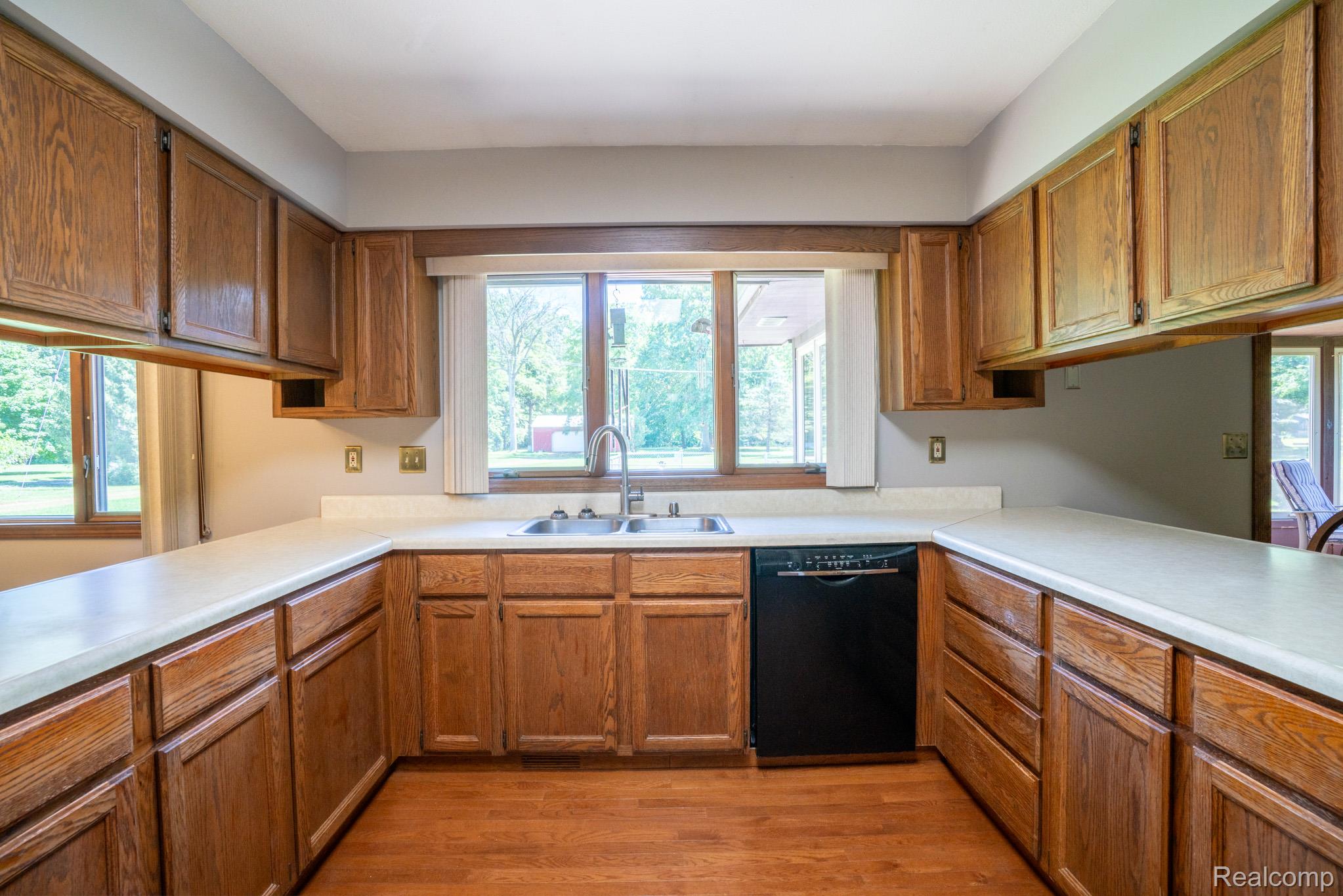 12900 Maxwell Road Property Photo 35