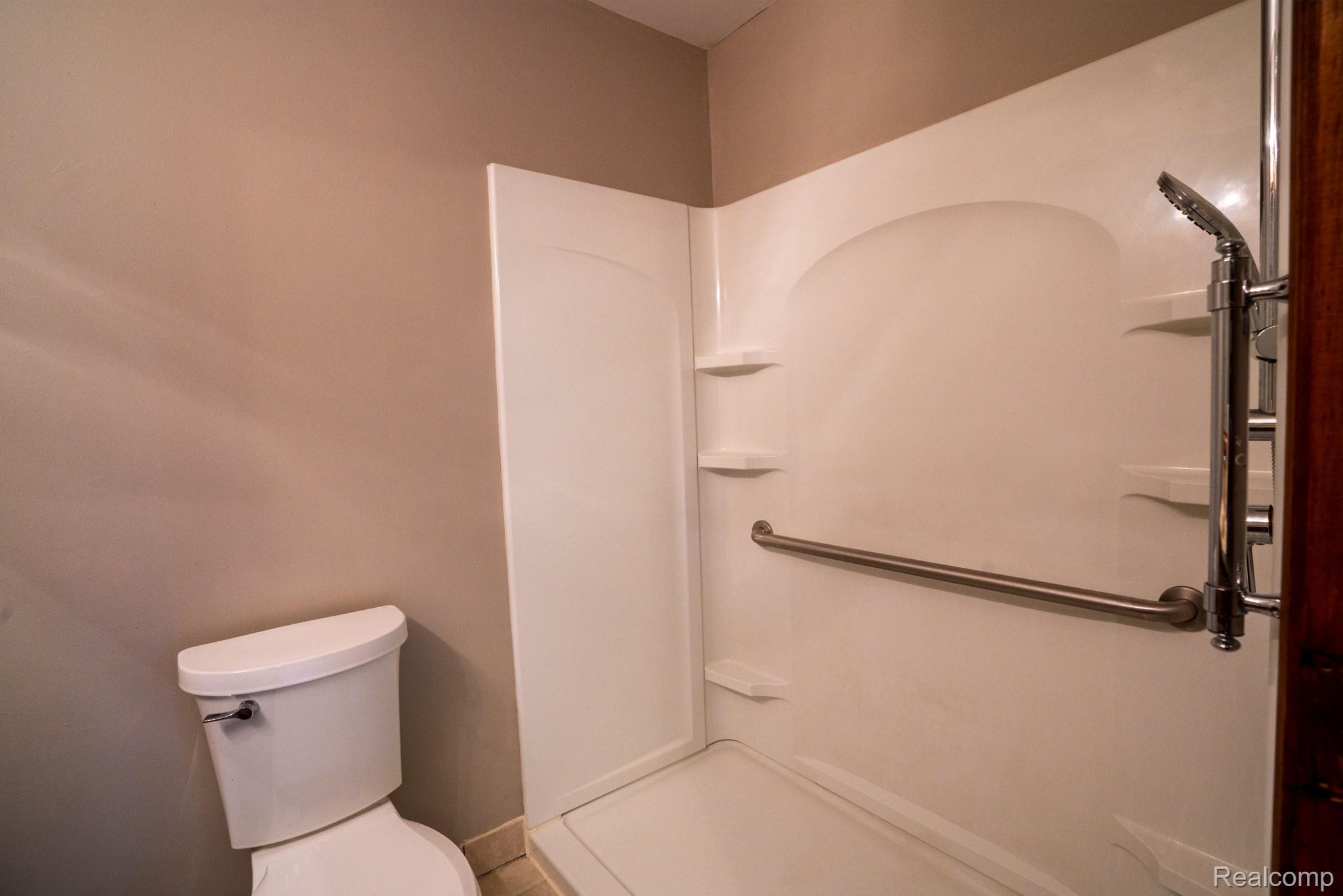 12900 Maxwell Road Property Photo 47