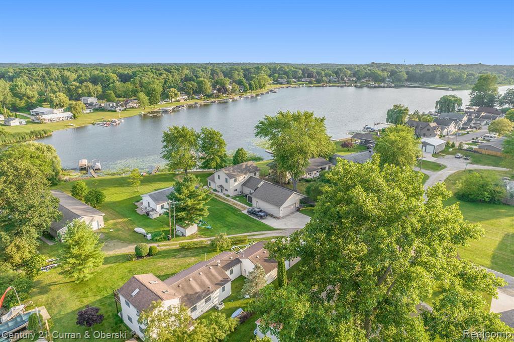 504 Olcott Lake Drive Property Photo 4