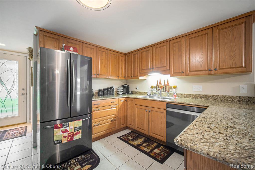504 Olcott Lake Drive Property Photo 18