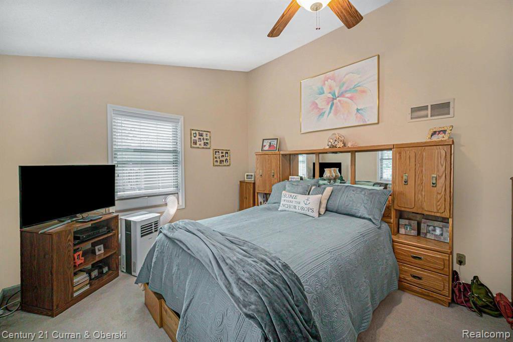 504 Olcott Lake Drive Property Photo 21