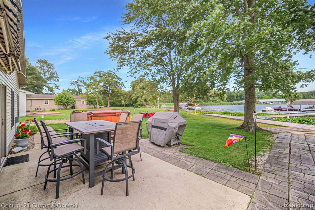 504 Olcott Lake Drive Property Photo 40
