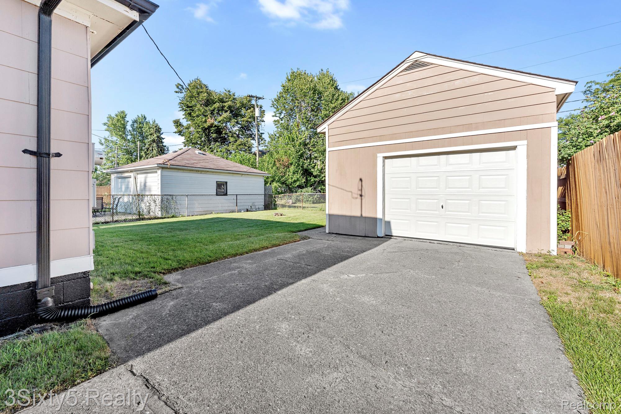 3518 12th Street Property Photo 18