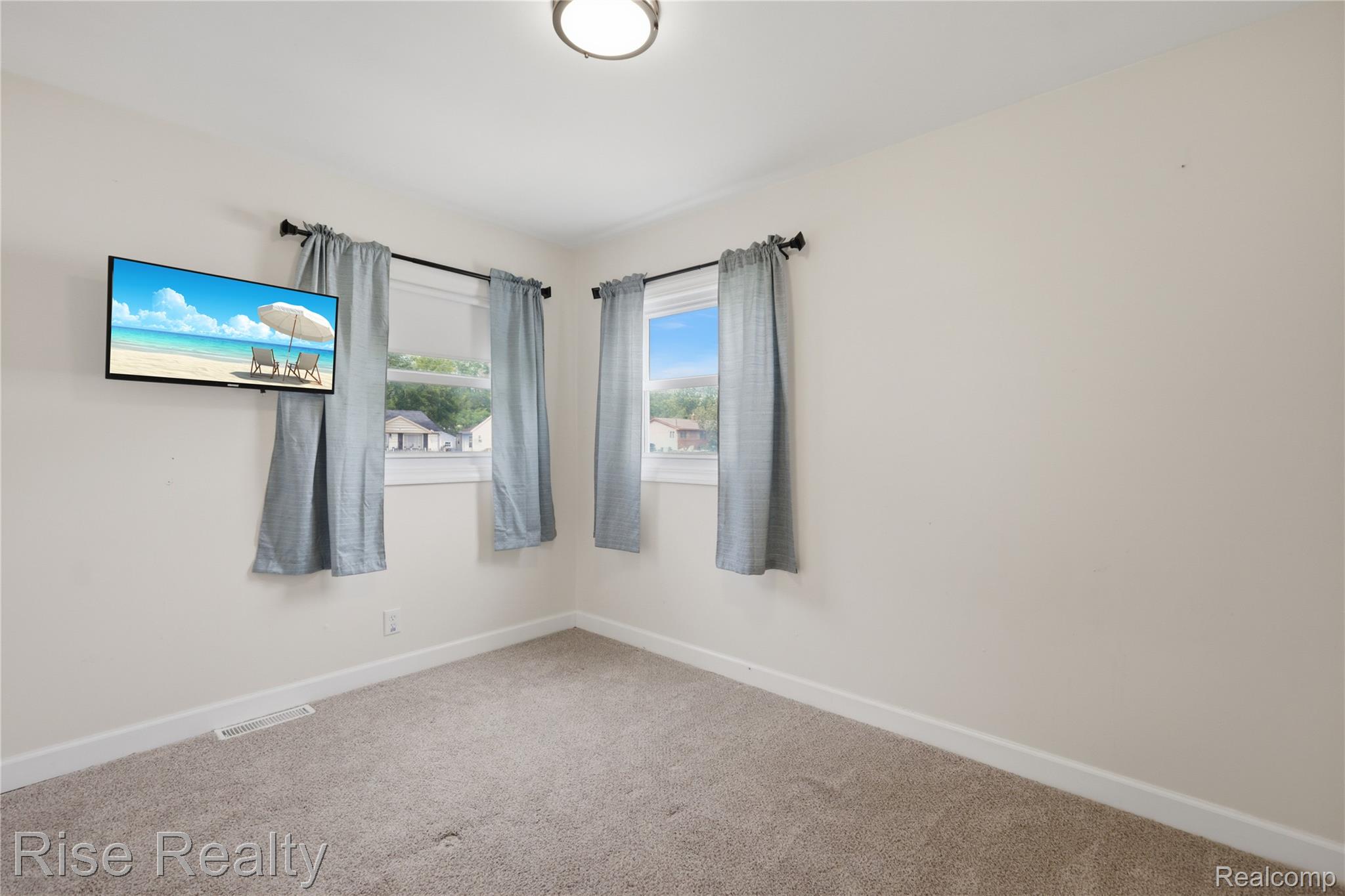 2097 Christner Street Property Photo 11