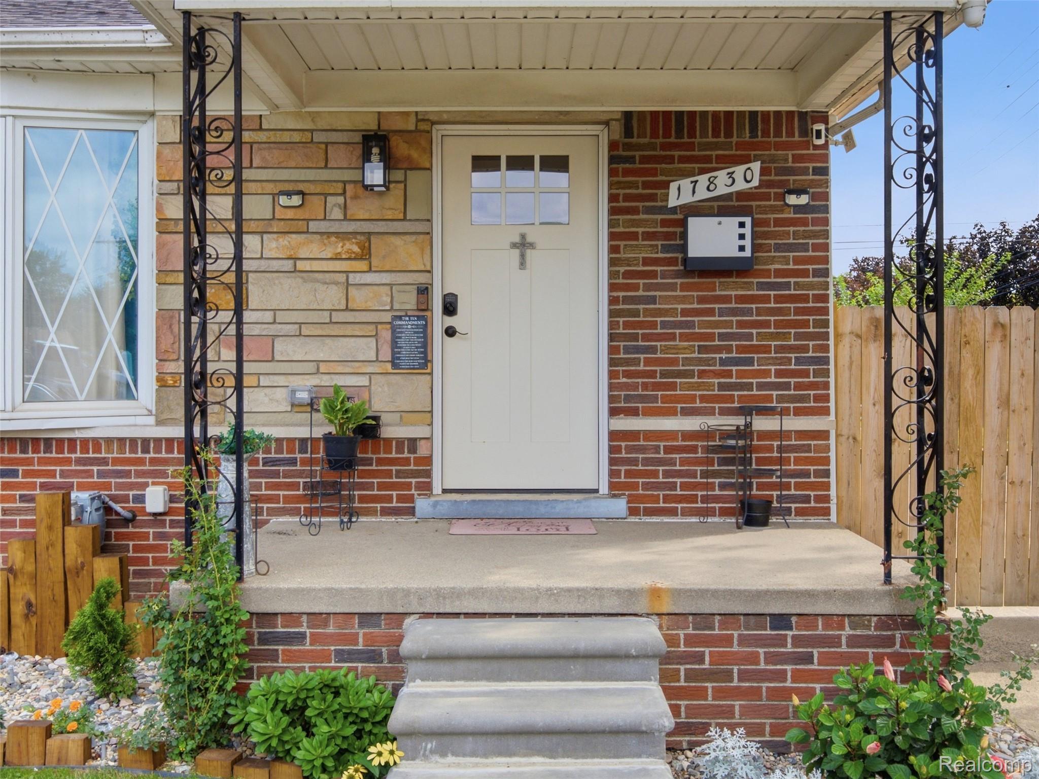 17830 Martin Road Property Photo 2