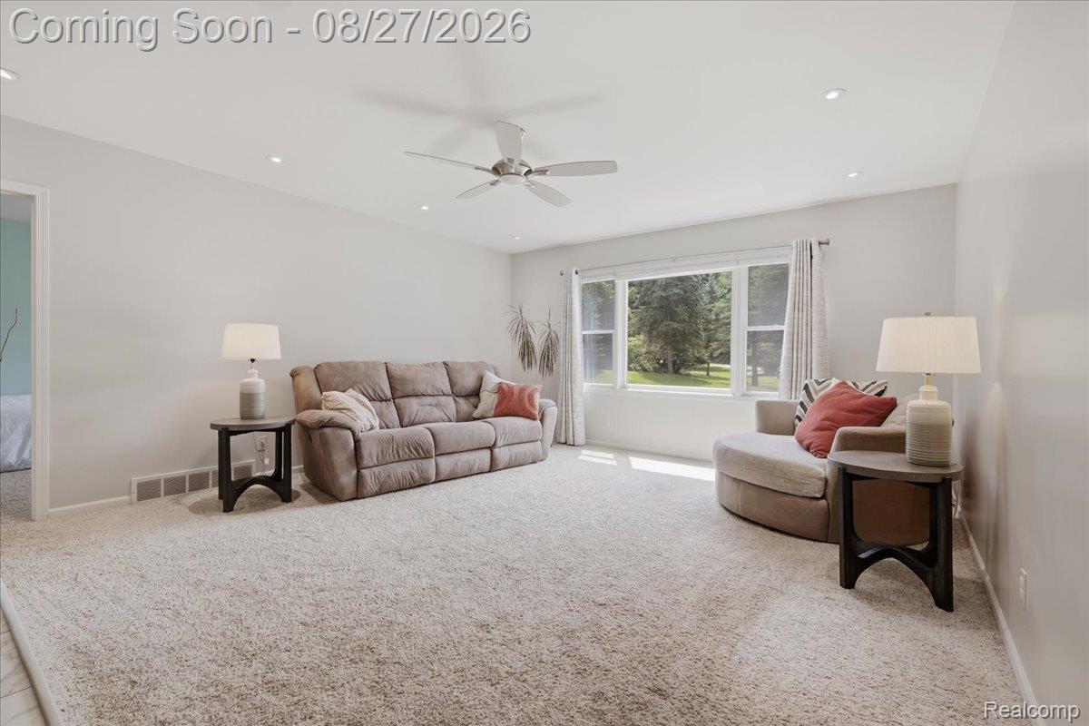 10100 Springtime Circle Property Photo 12
